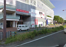 二子玉川駅改札を出て左方向へ進むと、玉川高島屋南館が正面に見えます。
